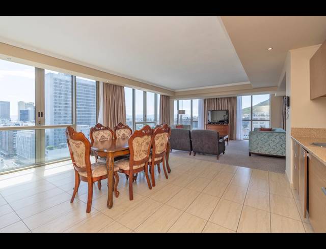 3 BEDROOM APARTMENT TO LET IN CAPE TOWN CITY CENTRE